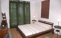 King size bed studio S3 Ruzmarin