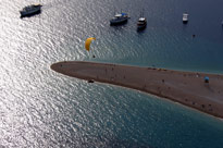 Zlatni rat paragliding